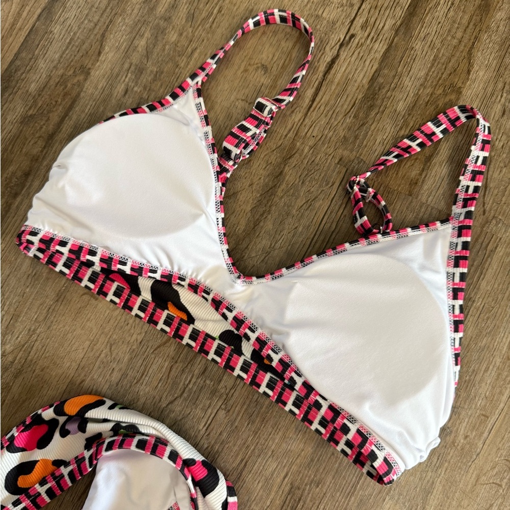 Cupshe • Multicolored Leopard Print Bikini - Picture 8 of 8